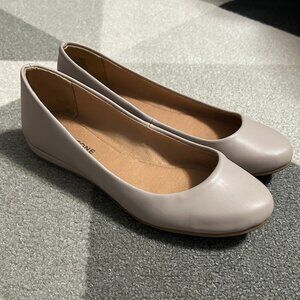 Sun + Stone Beige Eliana Ballet Flats Women's Size 7M